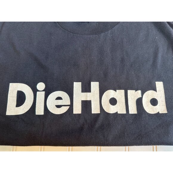 DieHard 25th Daytona 500 T-Shirt  Medium M  Sportswear  50% Polyester 50% Cotton - Picture 6 of 8